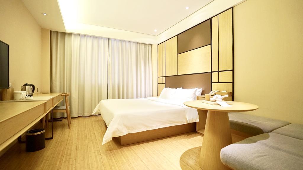 Ji Hotel Shanghai Oriental Pearl Tower Exterior foto